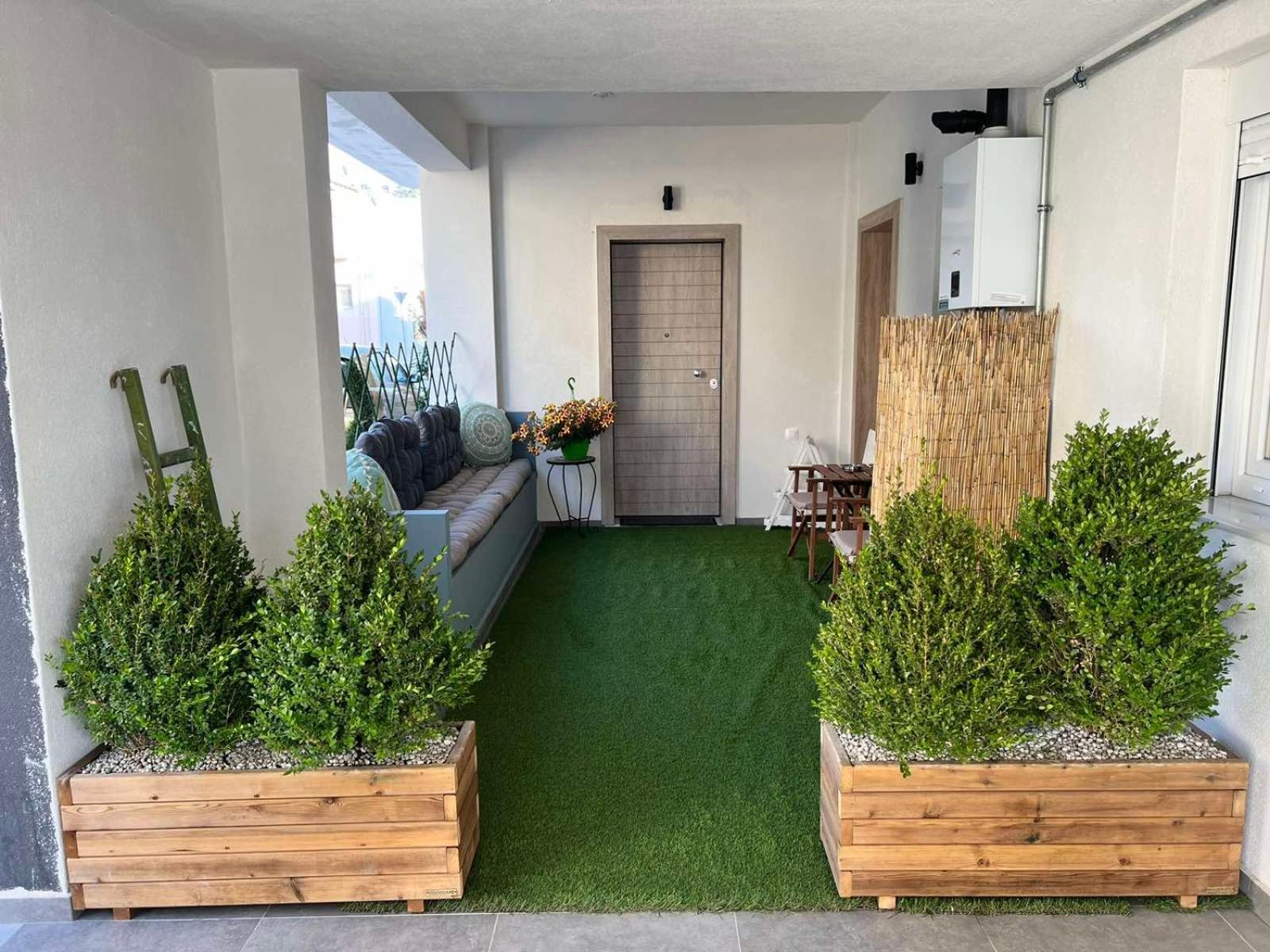 Mini Luxe Retreat Volos
